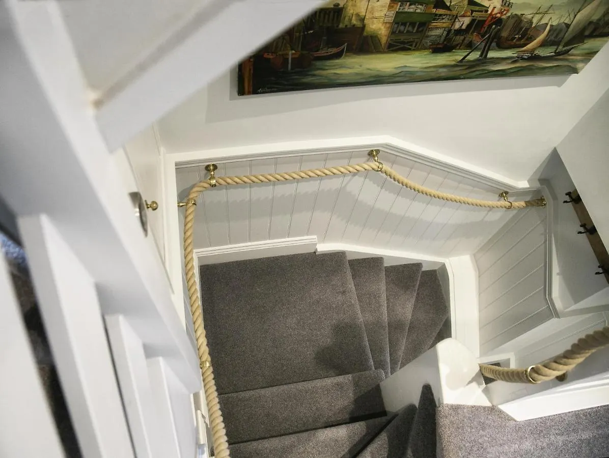 Hudson'S Hideaway 1A Woodwark'S Yard Apartman Whitby