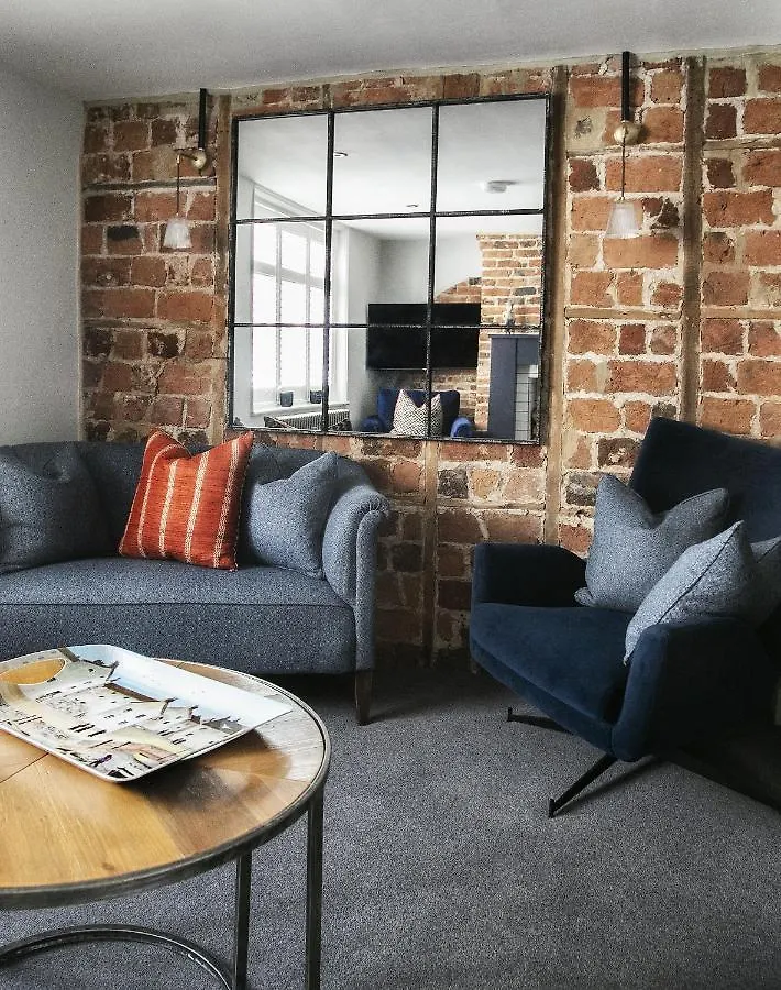 Hudson'S Hideaway 1A Woodwark'S Yard Apartment Whitby 0*,